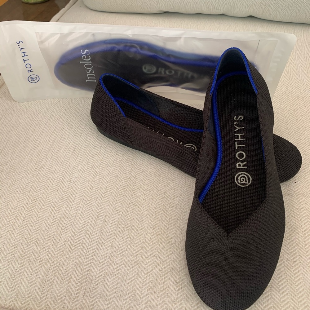 Rothy 6.5 black, with extra insole